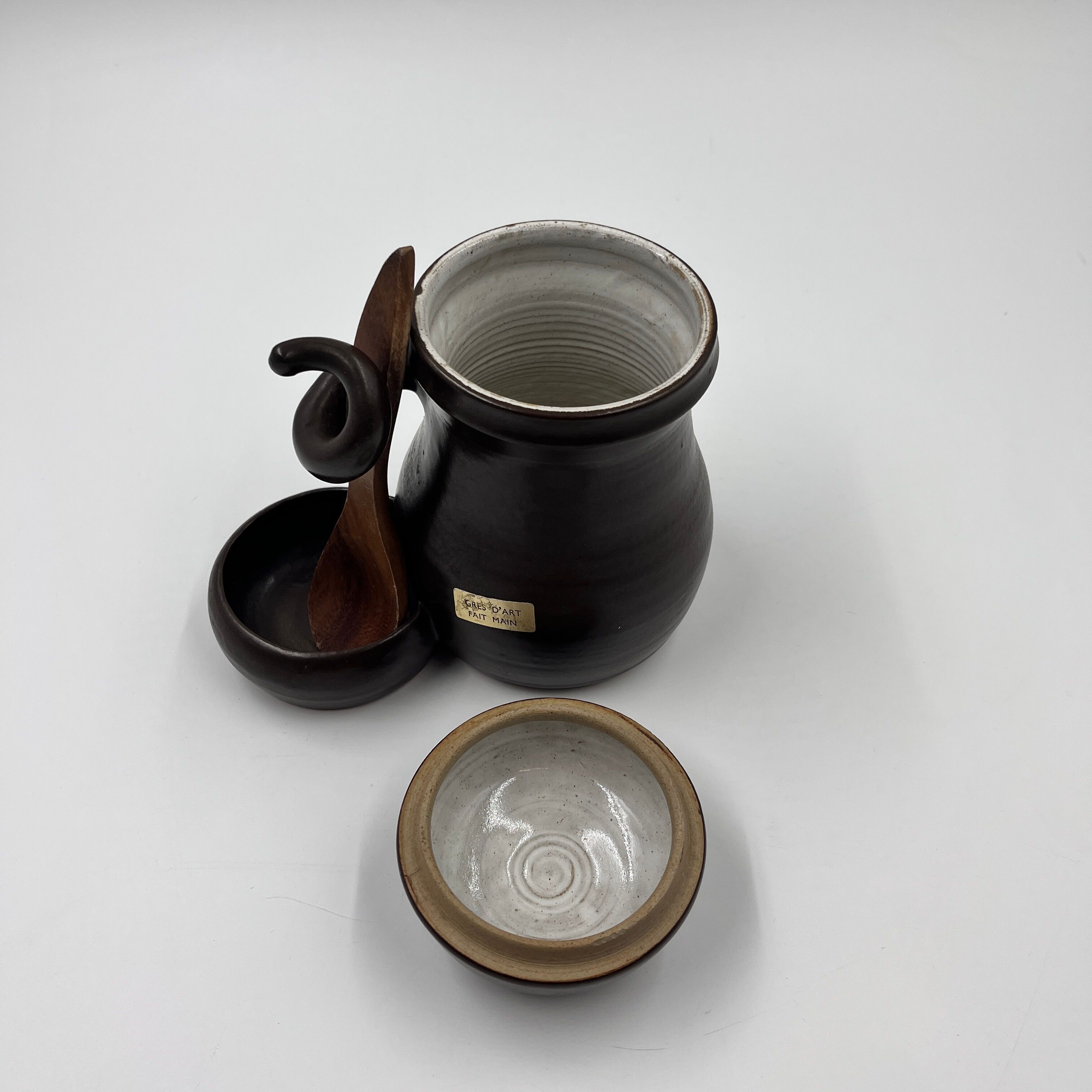 Ivan Hoof terracotta pickle pot