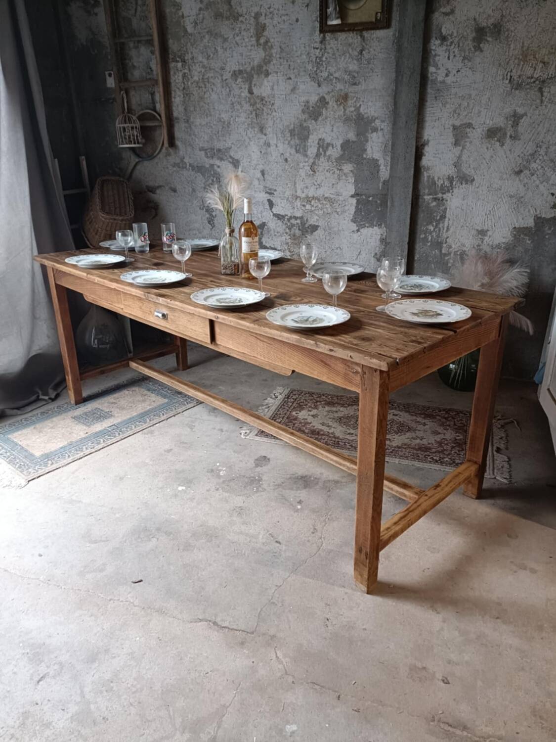 Farmhouse table