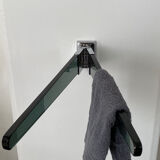 Towel rack
