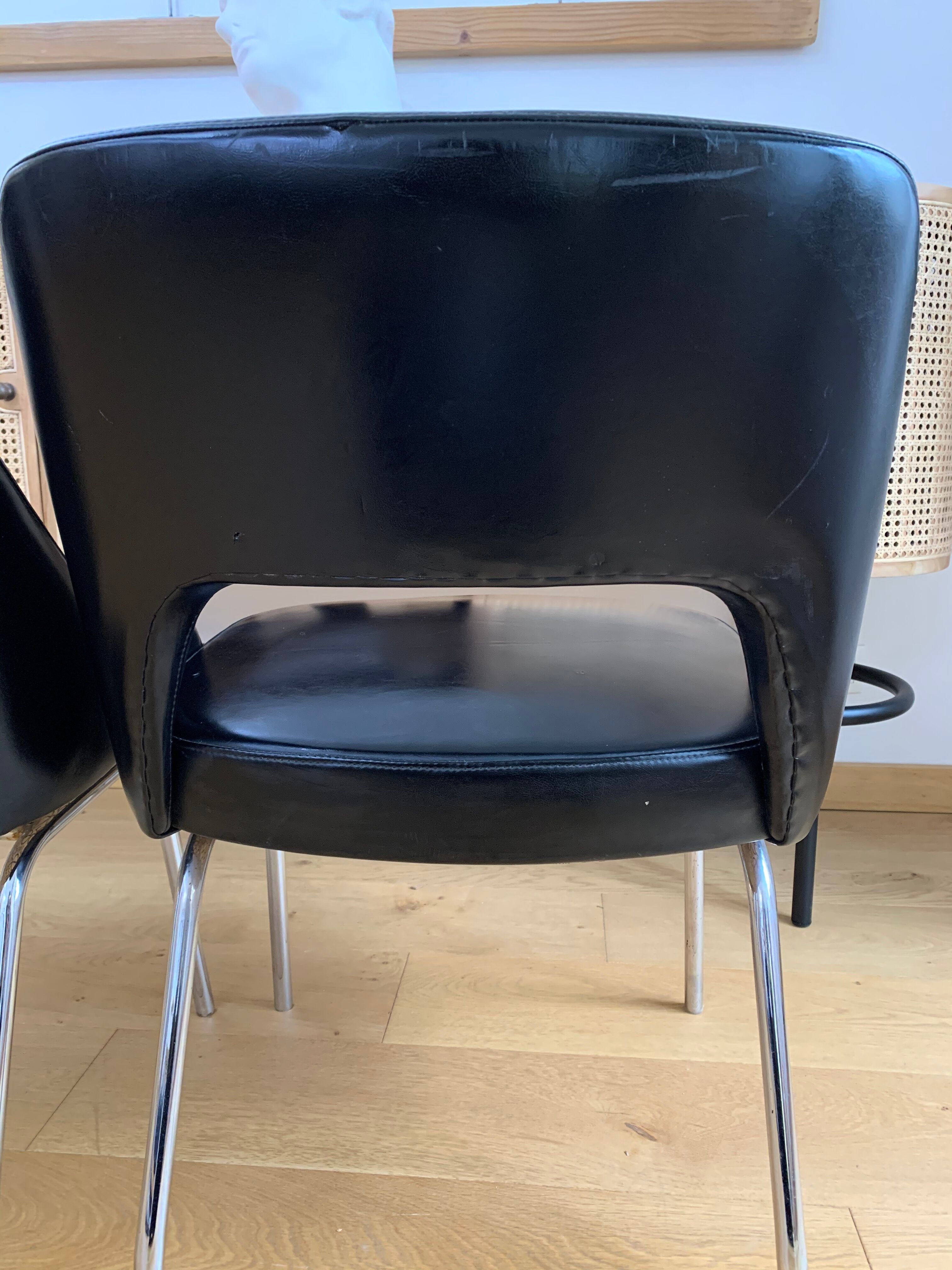 Pair of chairs brand Roset