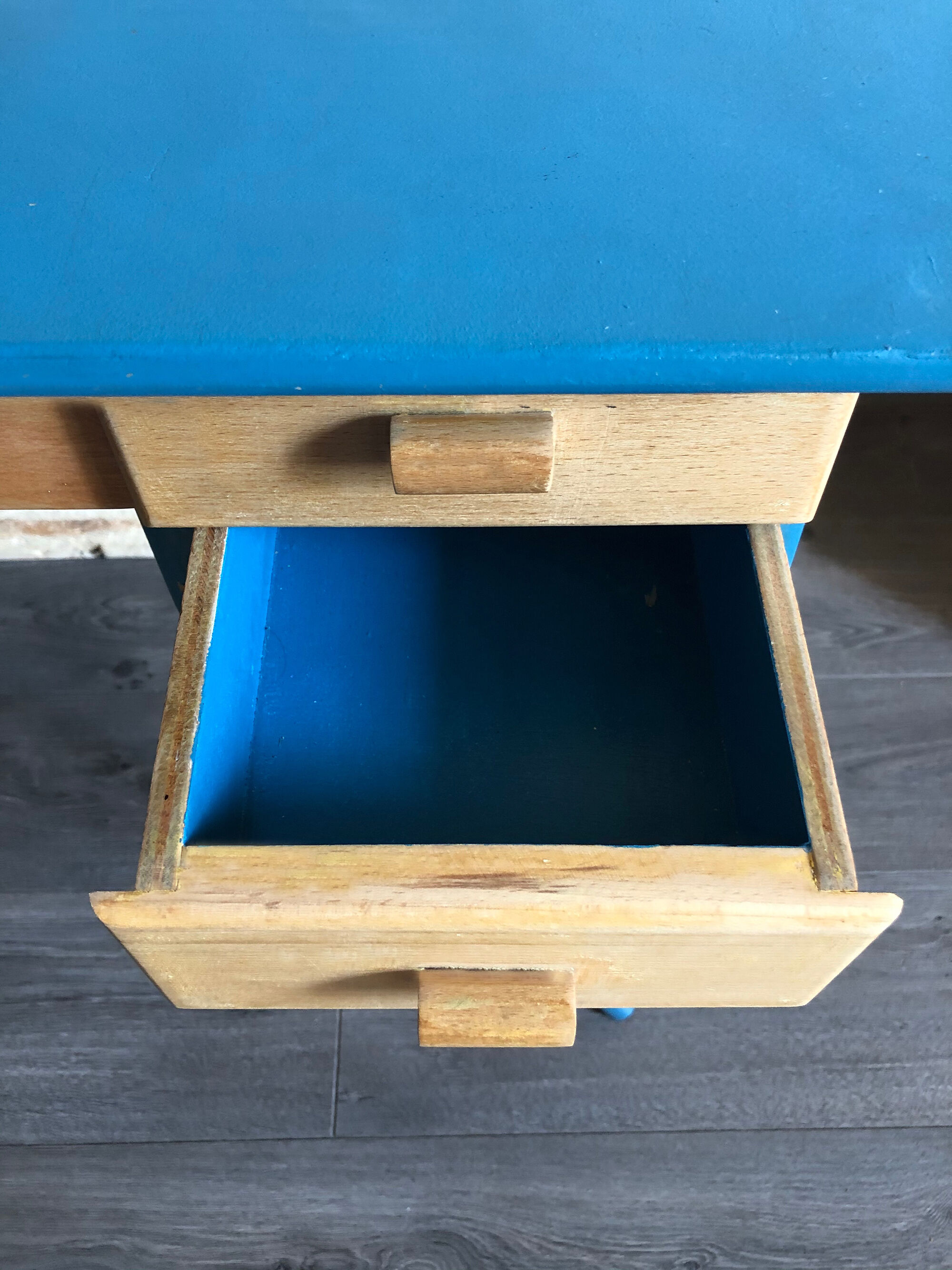 1950s child office with chair