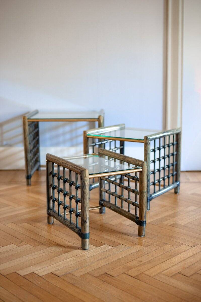Vintage nesting tables in bamboo with glass top by Gallotti & Radice, 1970, set of 3.