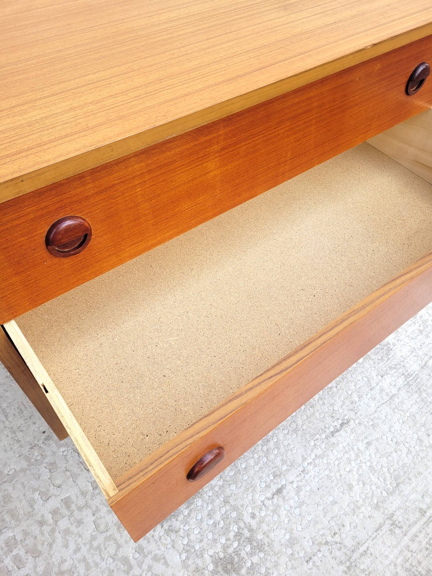 Scandinavian chest of drawers 1960 3t