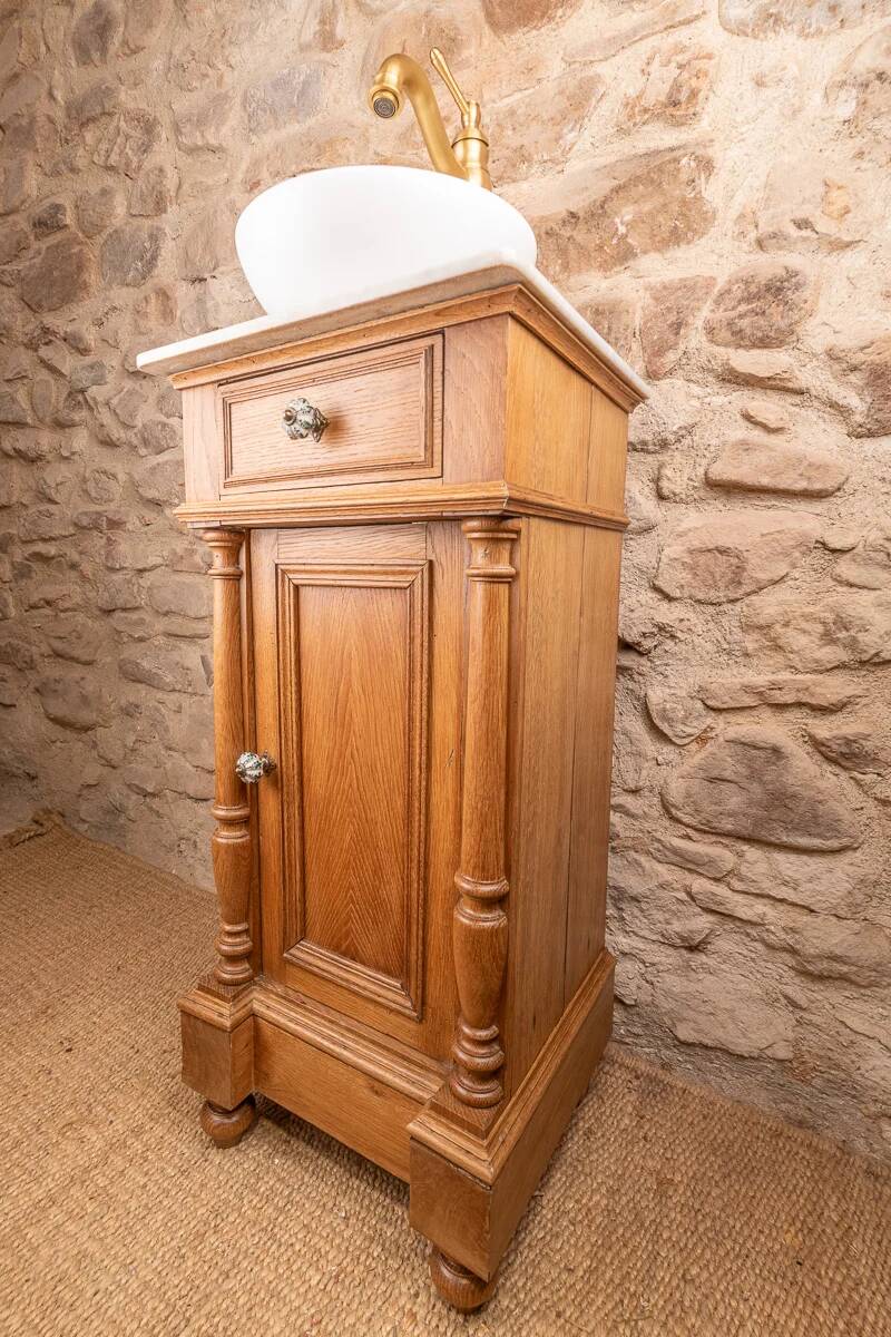Small antique oak washstand with turned columns and white marble – Henri II style / late 19th century