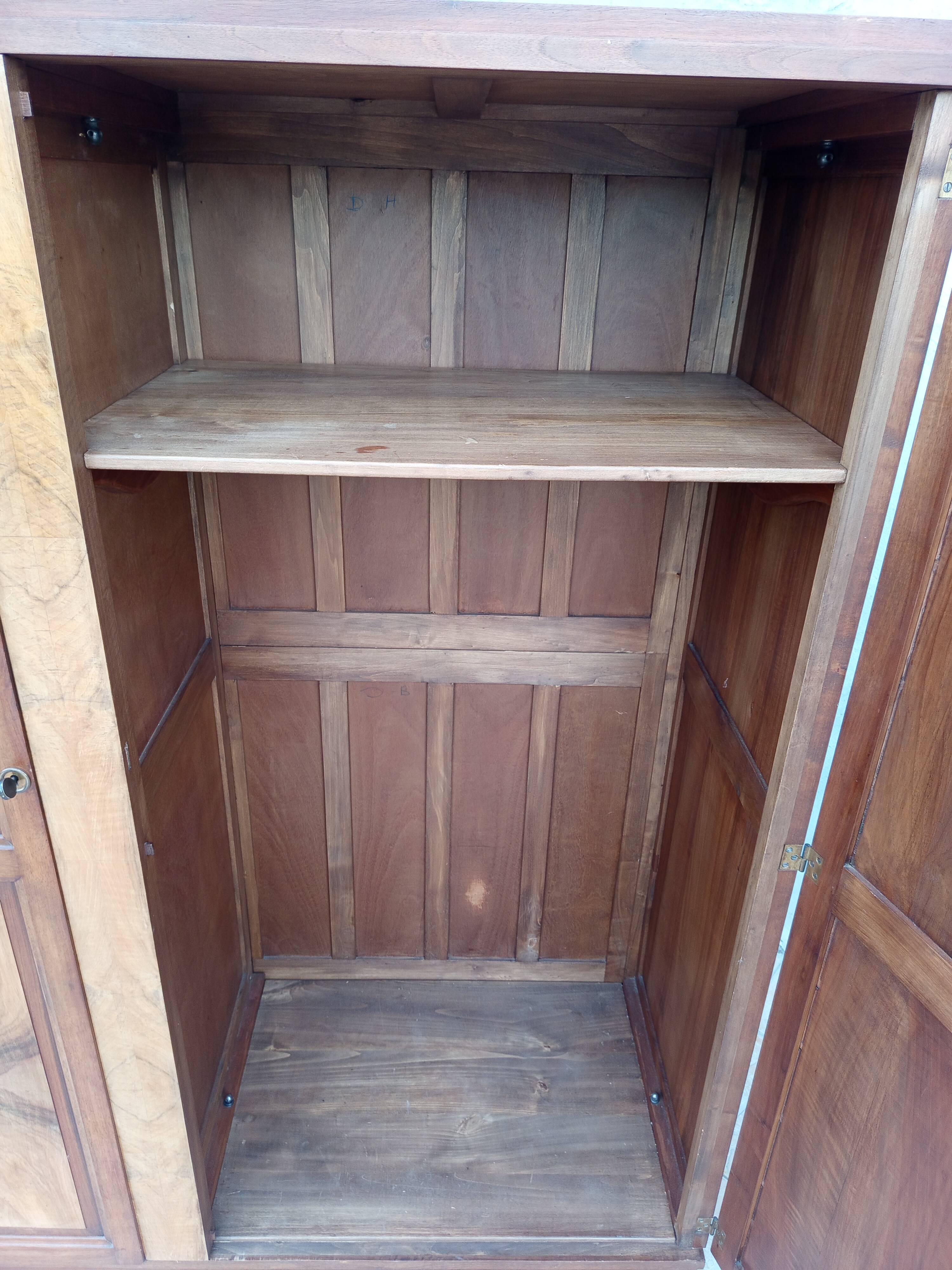Art Deco Wardrobe in Walnut and Burl Walnut