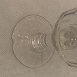 Série de 4 petits verres à pied anciens modèle Mirabeau 1920