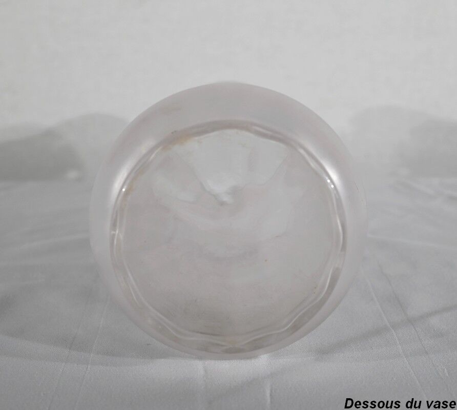 Fine glass vase 1920