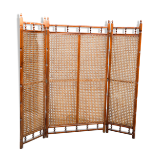 Canne walnut screen