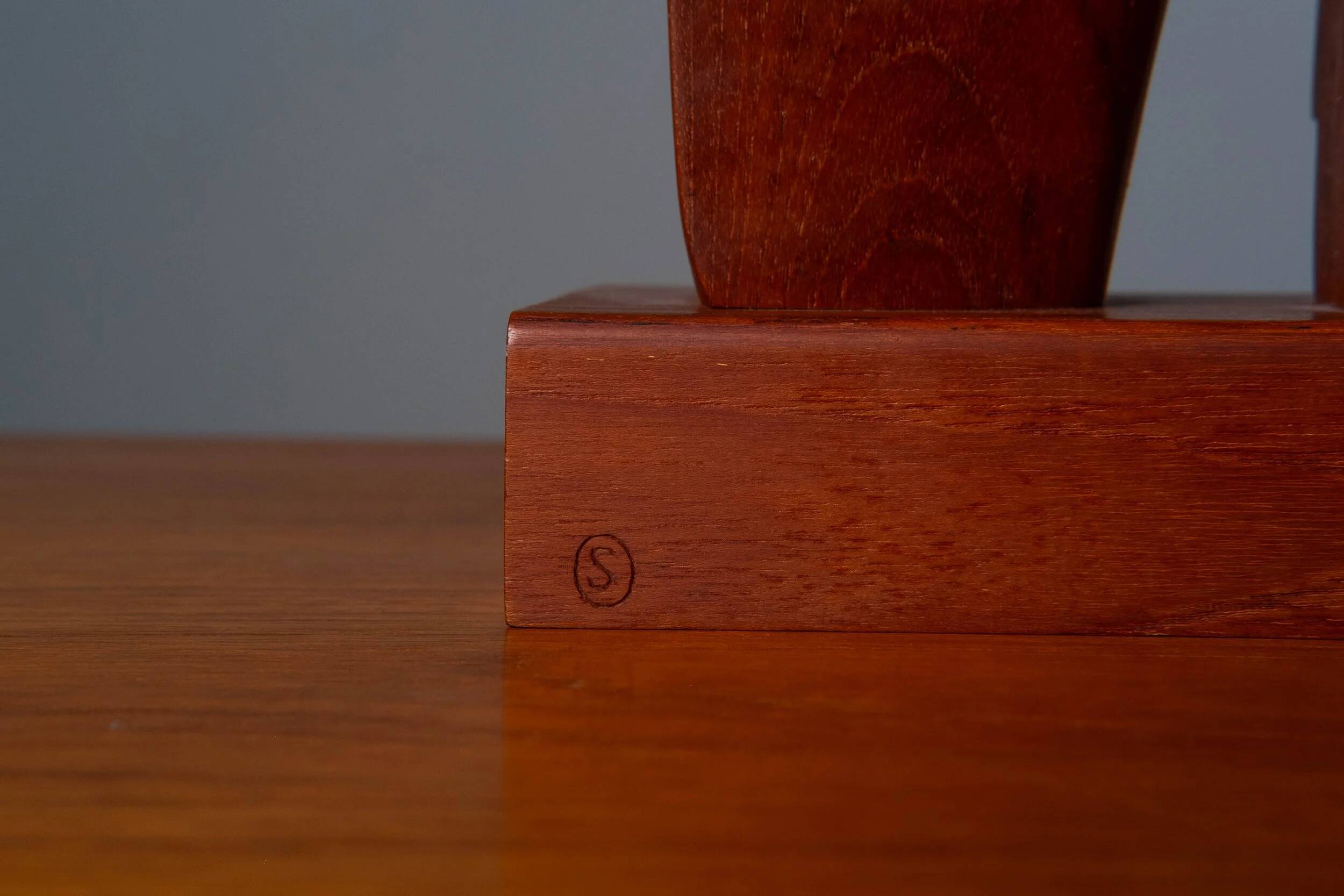 Sven Olsson - wood sculpture