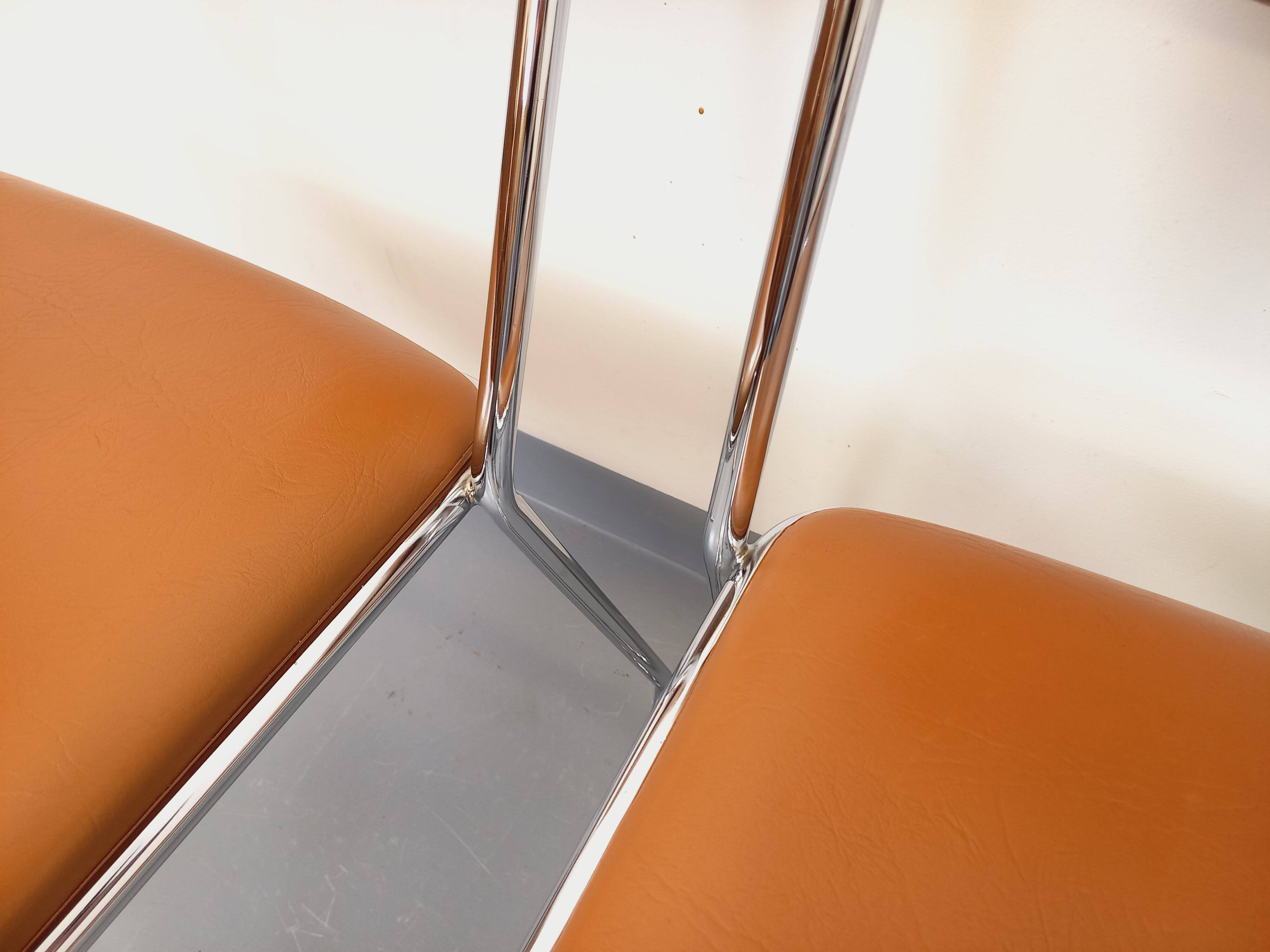 4 vintage sleigh chairs from the 70s, in designer chrome metal