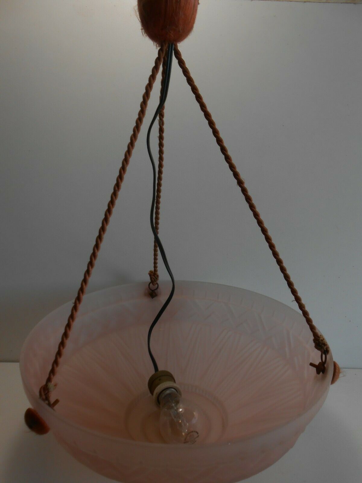 Art deco hanging lamp
