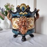 Mouzin-lecat brand onnaing flower pot from 1870 salamandre model
