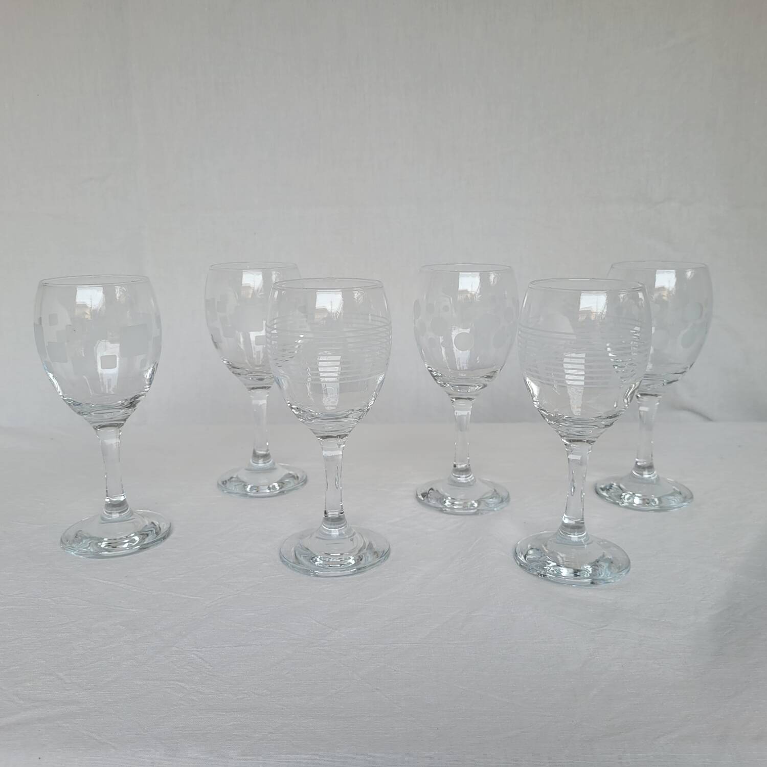 6 decorative stem glasses – 1970s glassware