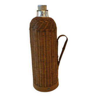 Insulated bottle