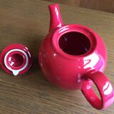 Sema red teapot