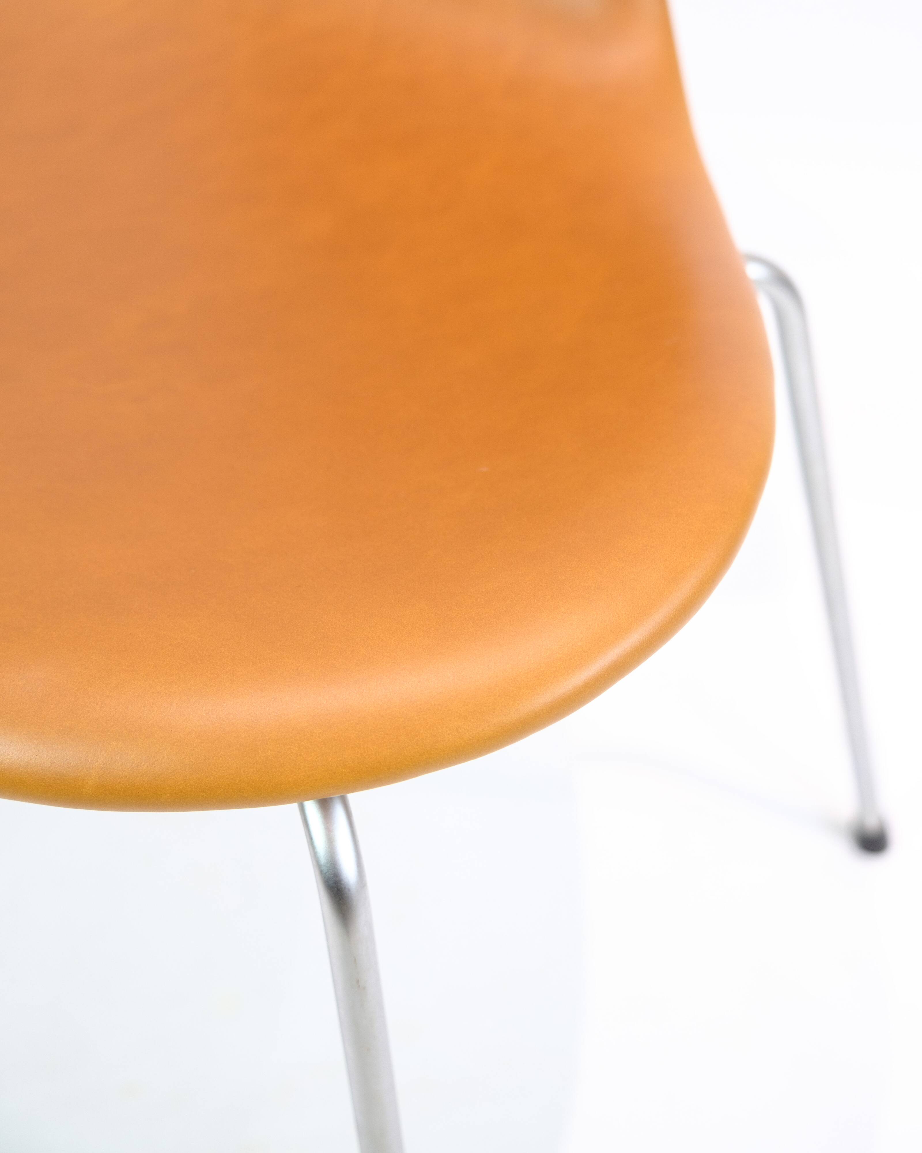 Set Of 4 Dining Chairs Model 3108 Lily/Seagull Made In Cognac Elegance Leather By Arne Jacobsen