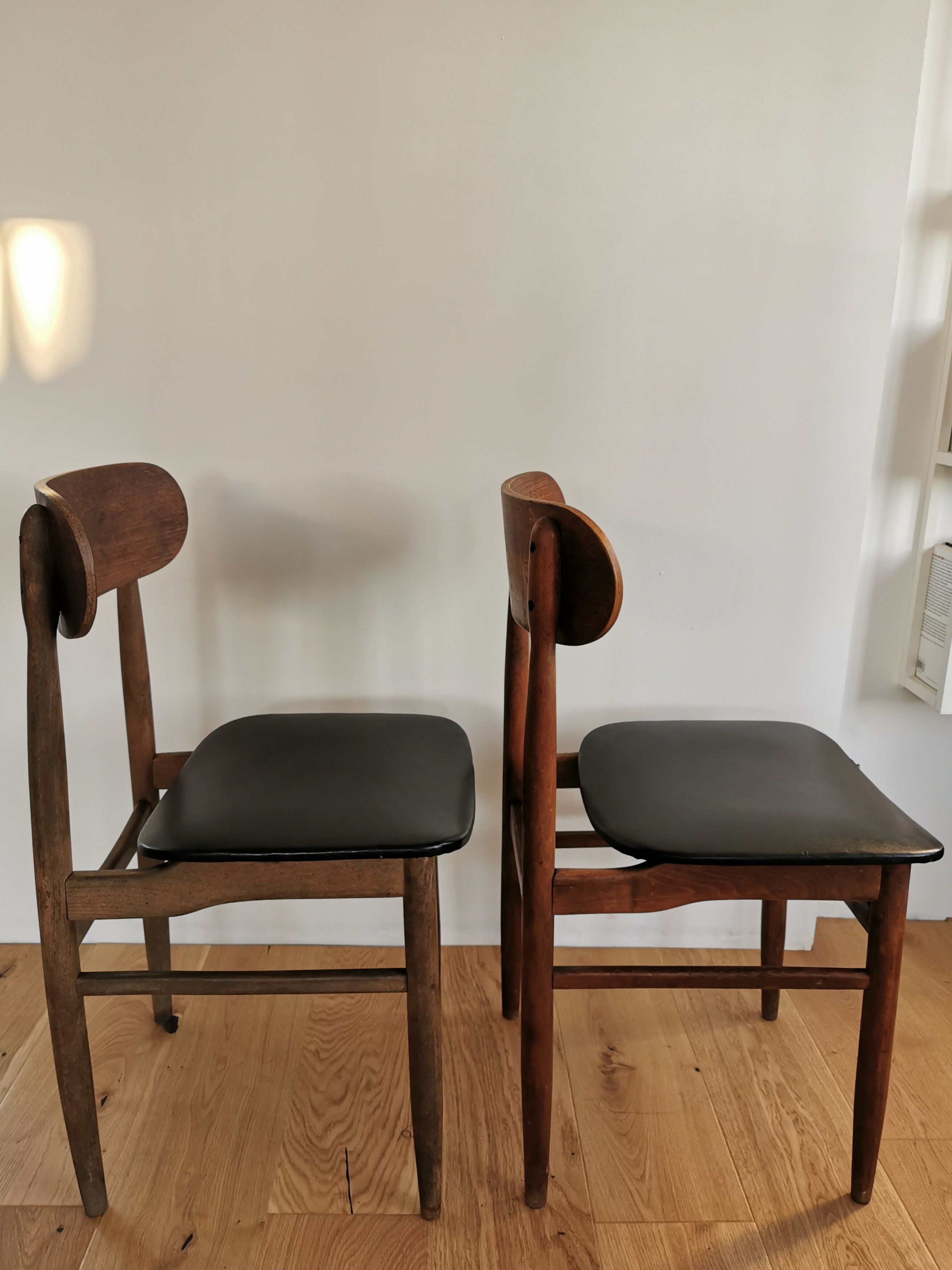 Paire chaises italiennes Consorzio Sedie Friuli