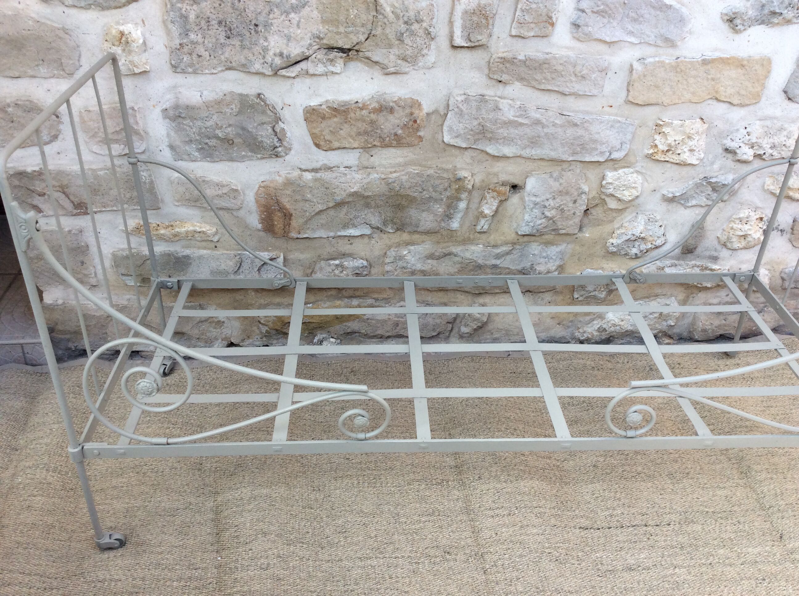 Bed bench wrought iron