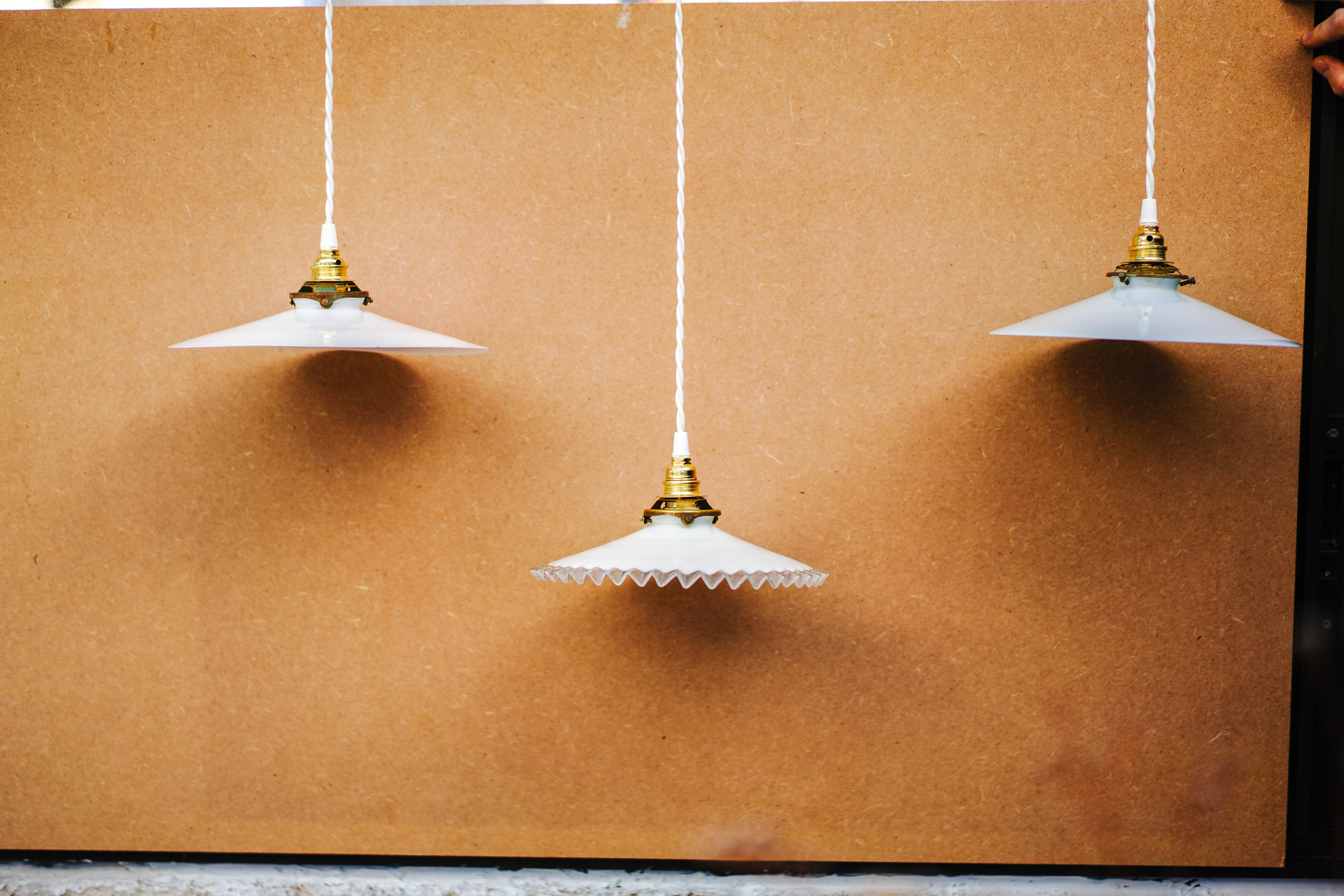 Trio suspensions opaline