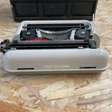Underwood 319 typewriter made for Olivetti.