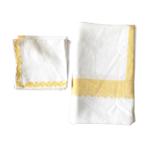Nappe rectangulaire vintage 145 X 190 et serviettes assorties