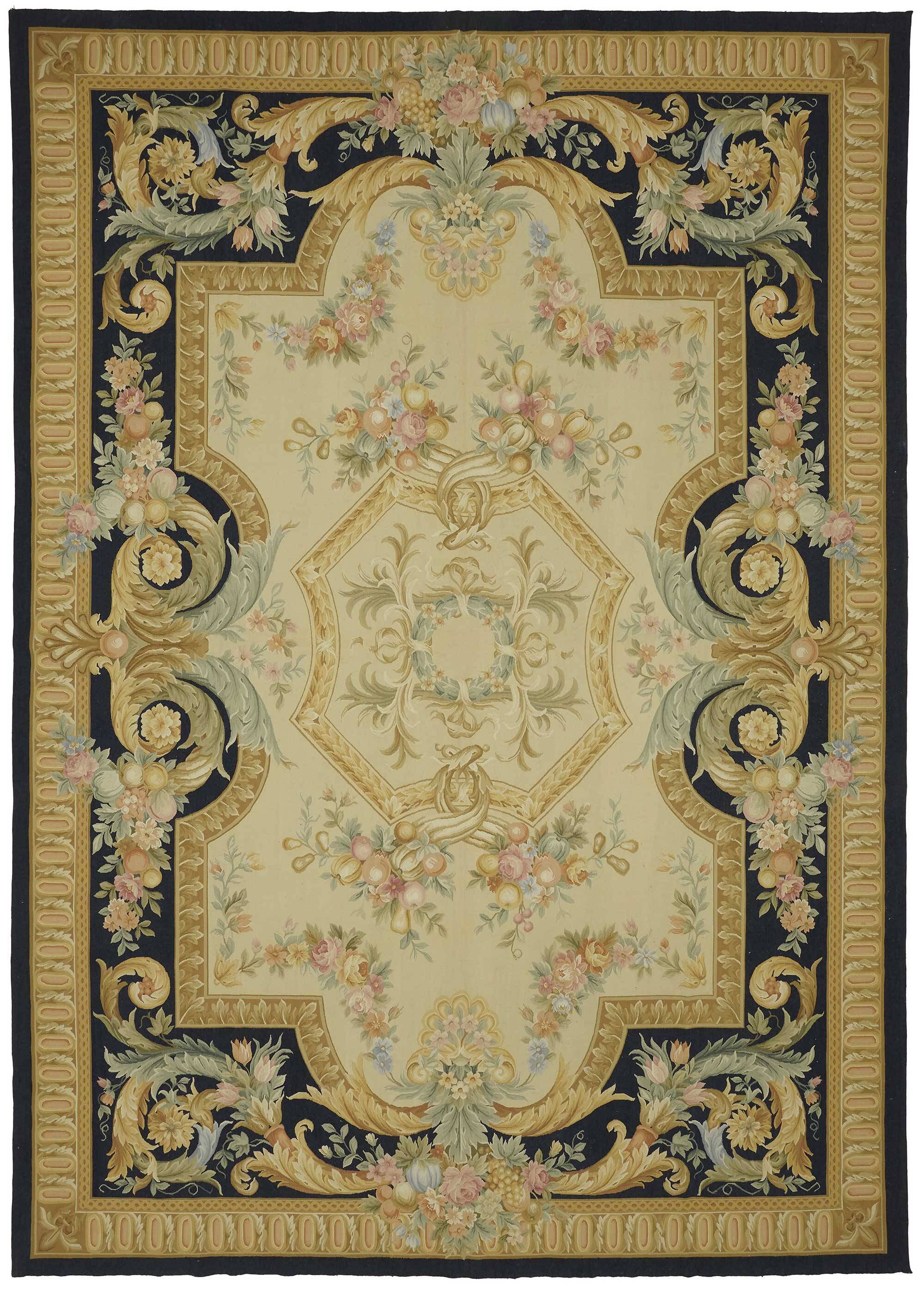 Handmade European Vintage Aubusson Kilim 306 cm x 435 cm