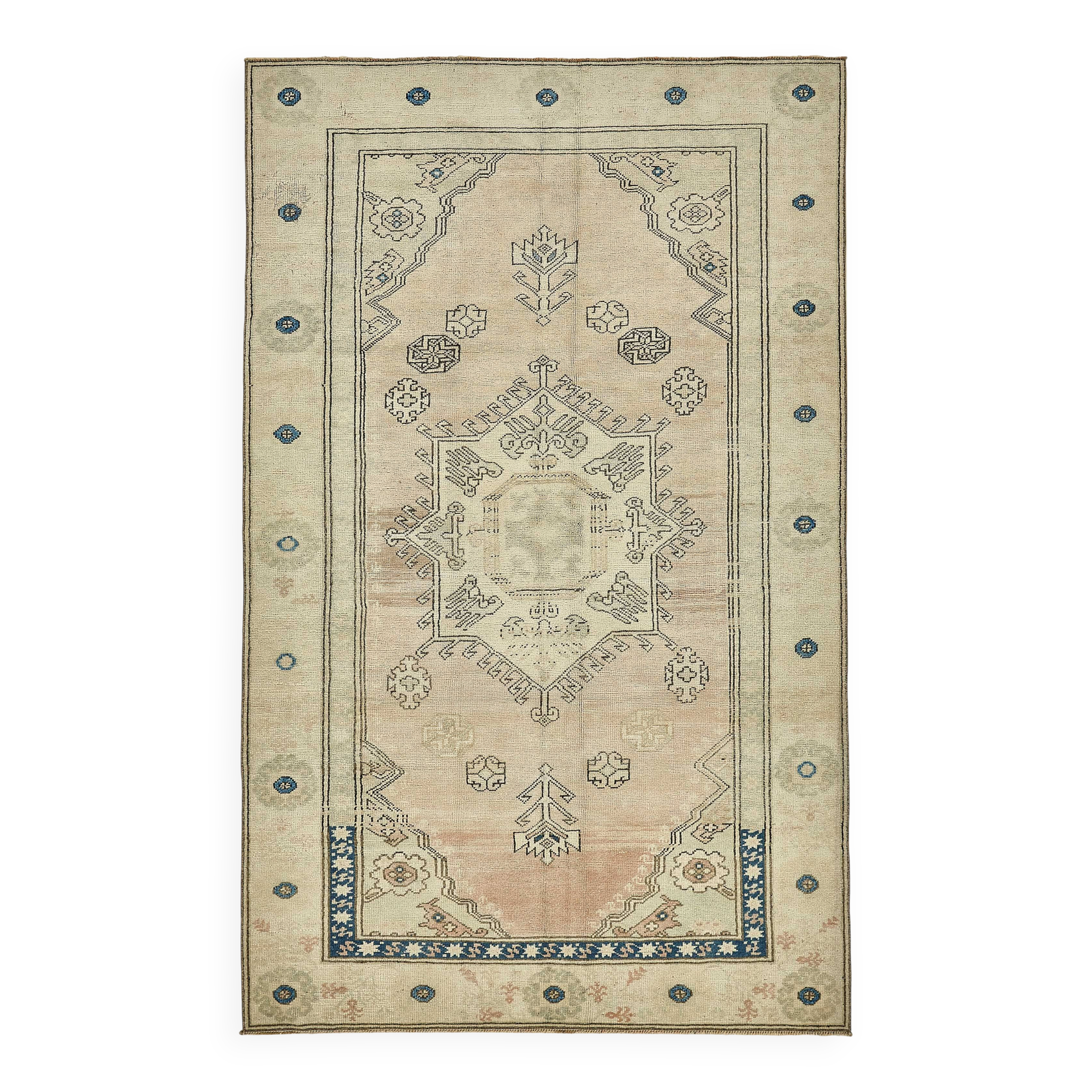 Turkish Vintage Anatolian Rug 142 cm x 227 cm