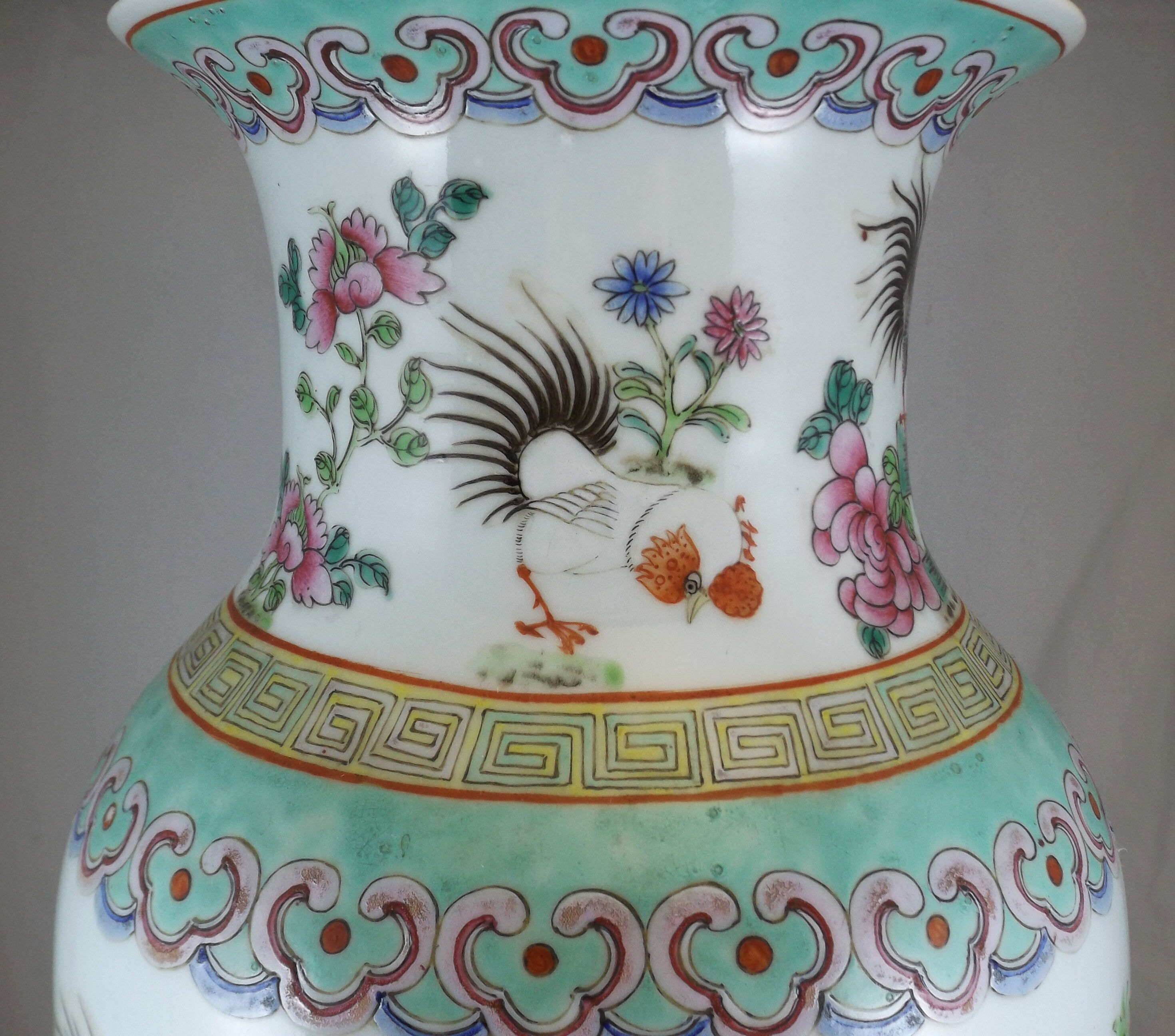 Ancient Chinese vase Rose family early 20th century