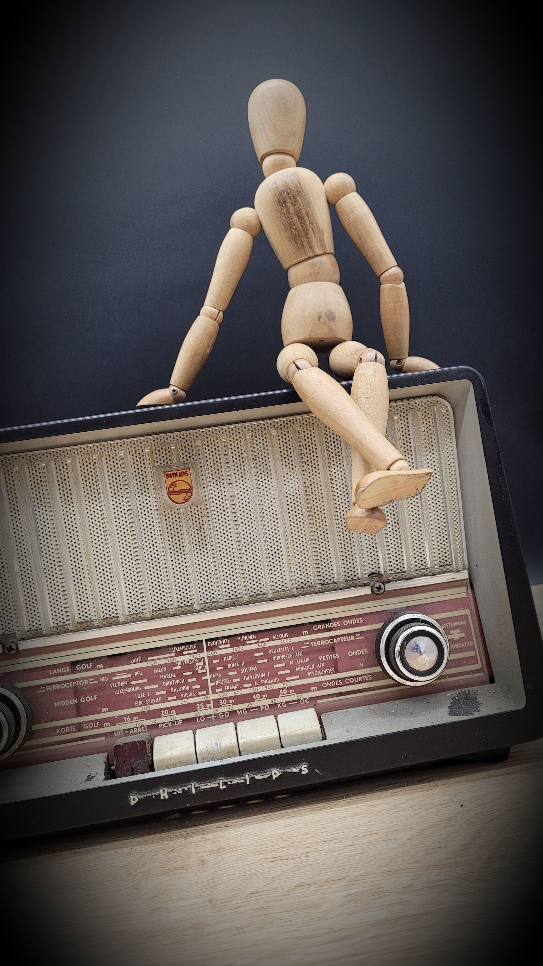 Radio Philips bakelite