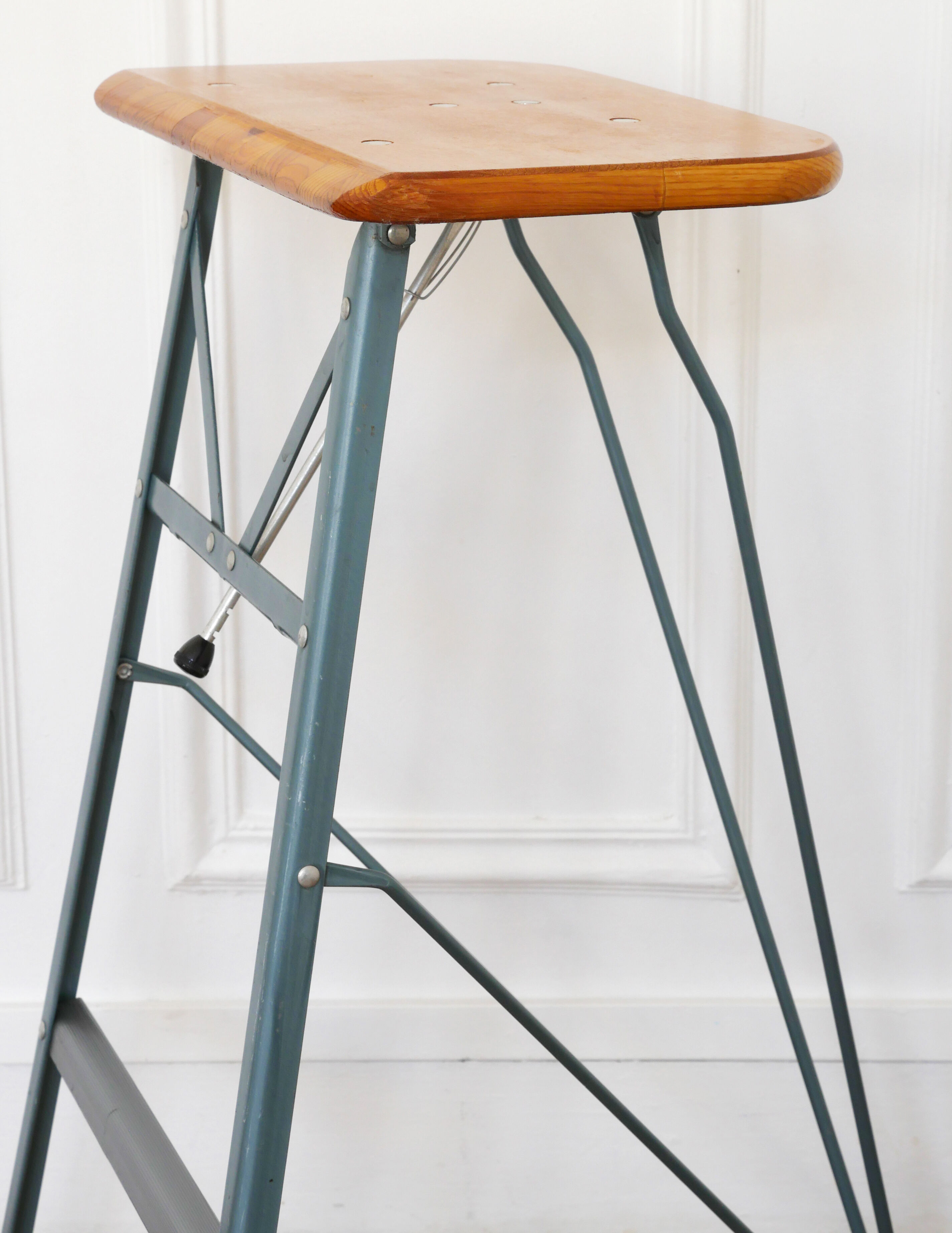 Folding stool – dragonfly – normafix