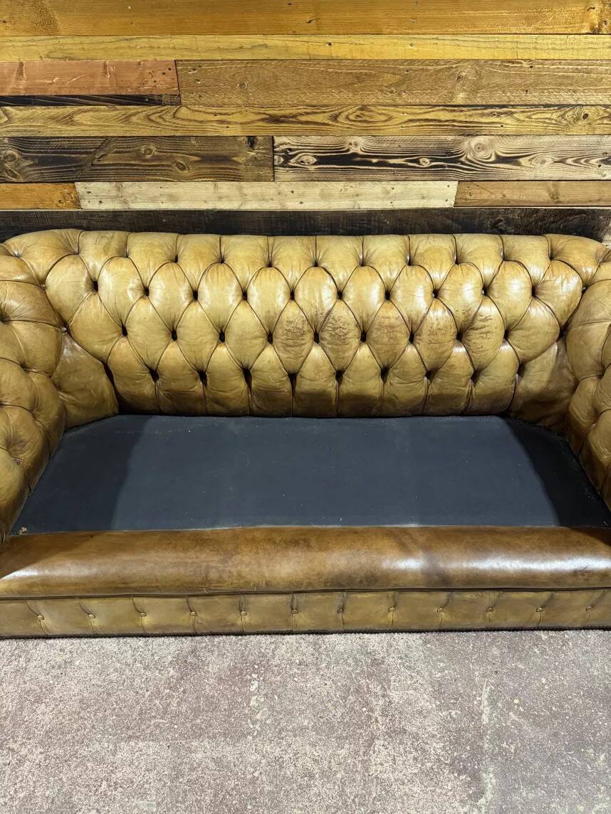 Chesterfield 3-seater leather sofa - 1960s