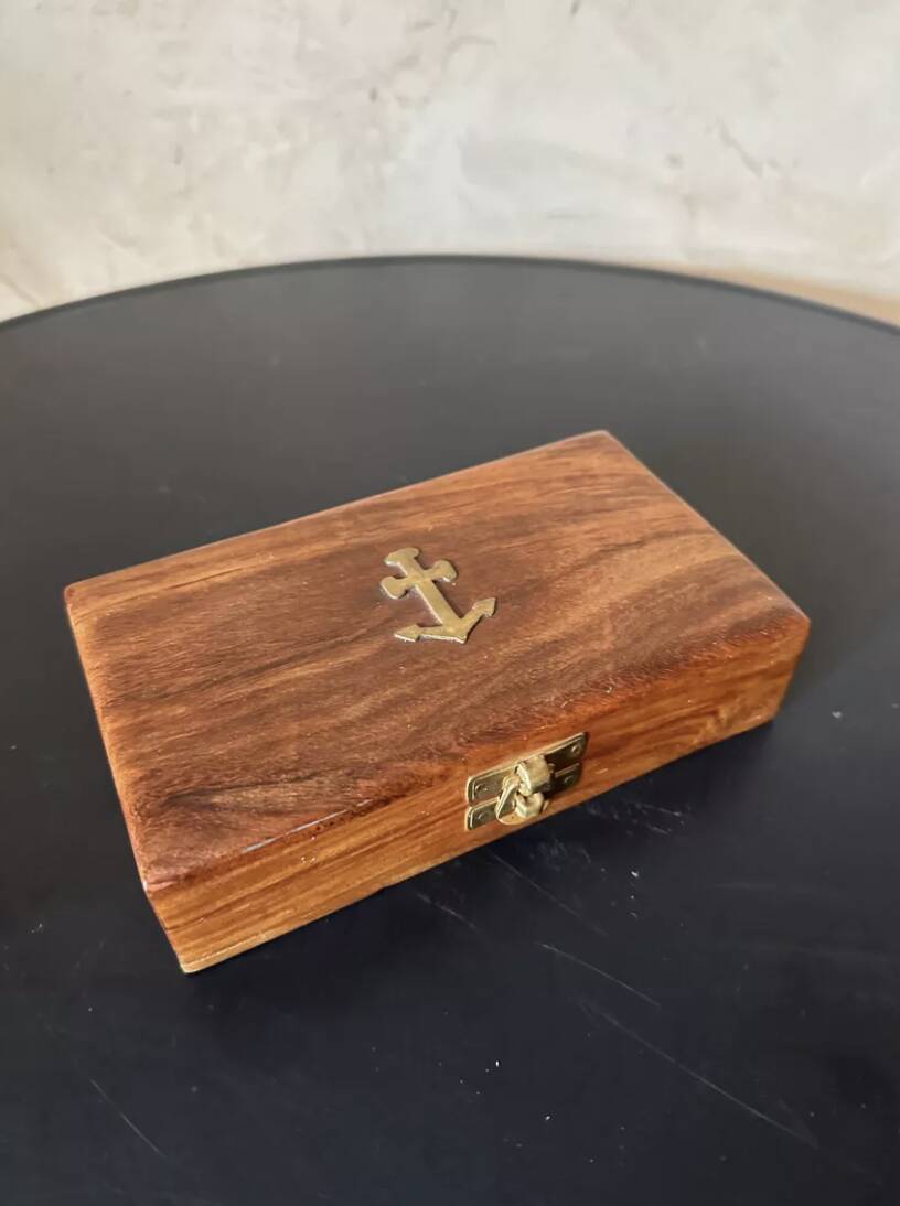 Navy box