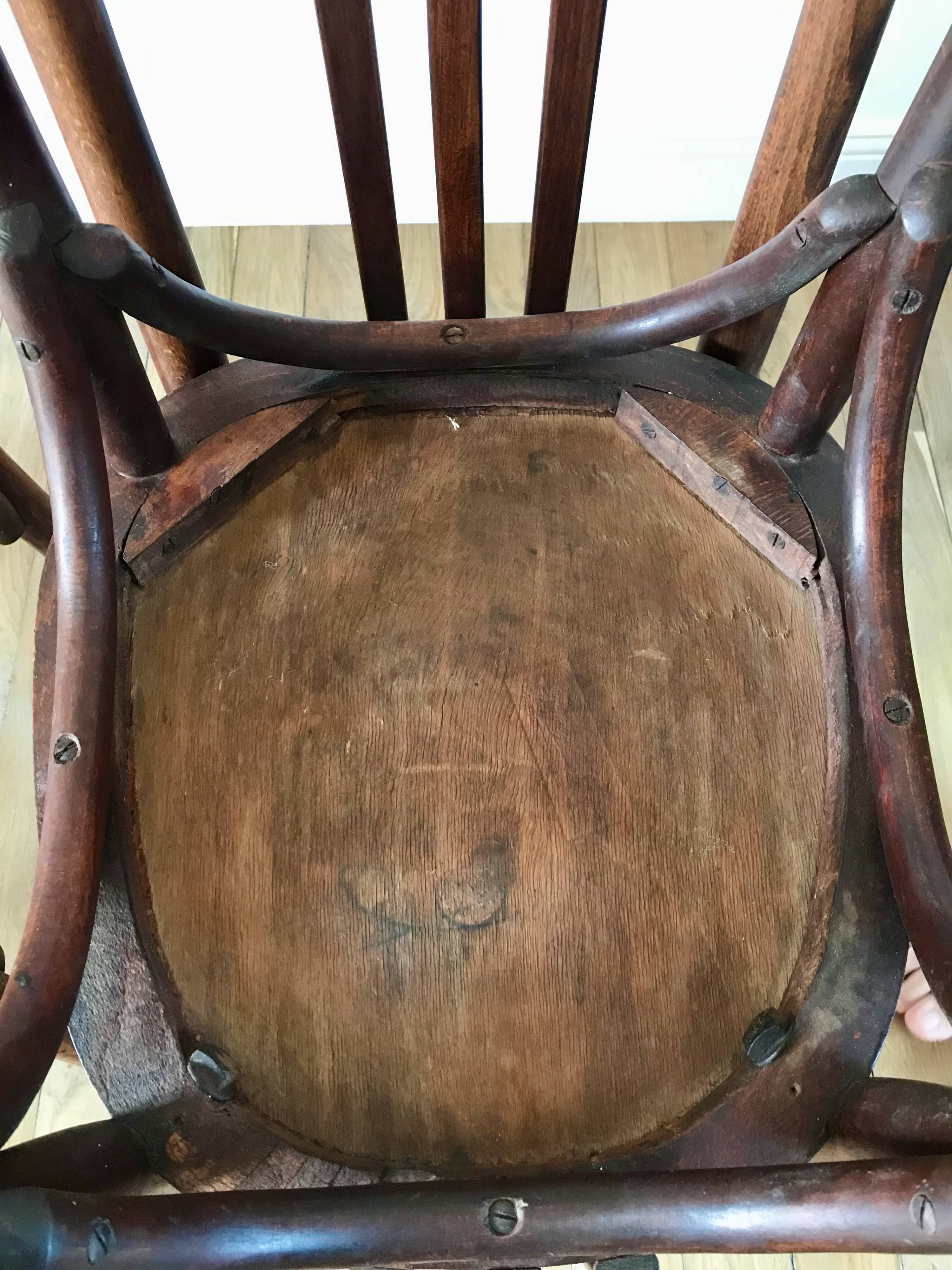 Set of 5 baumann bistro chairs in bent wood stamped xxth