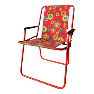 70' flowered folding chair