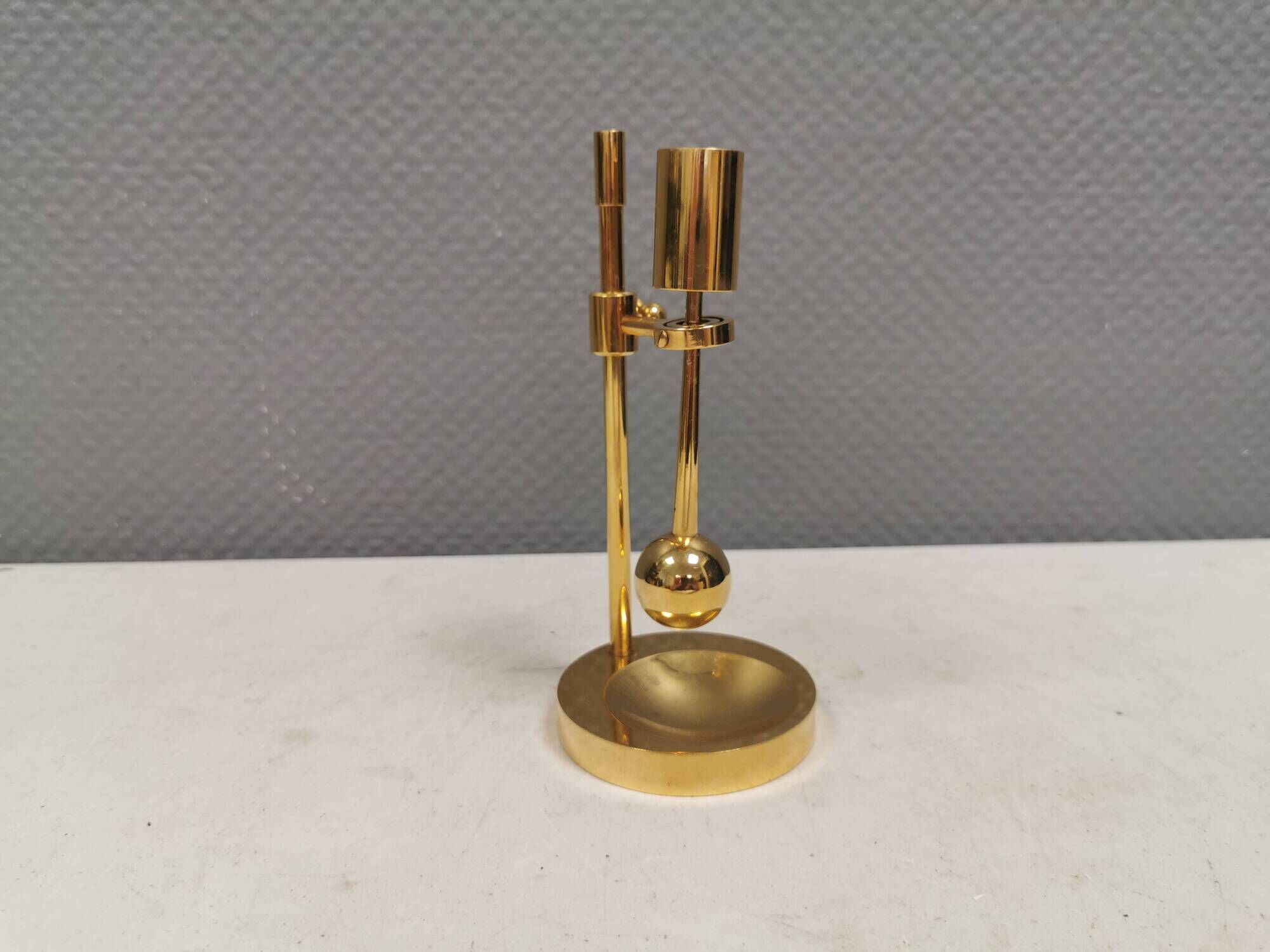 Bougeoir en laiton ajustable danois par Poul Kralund des années 1950-60.