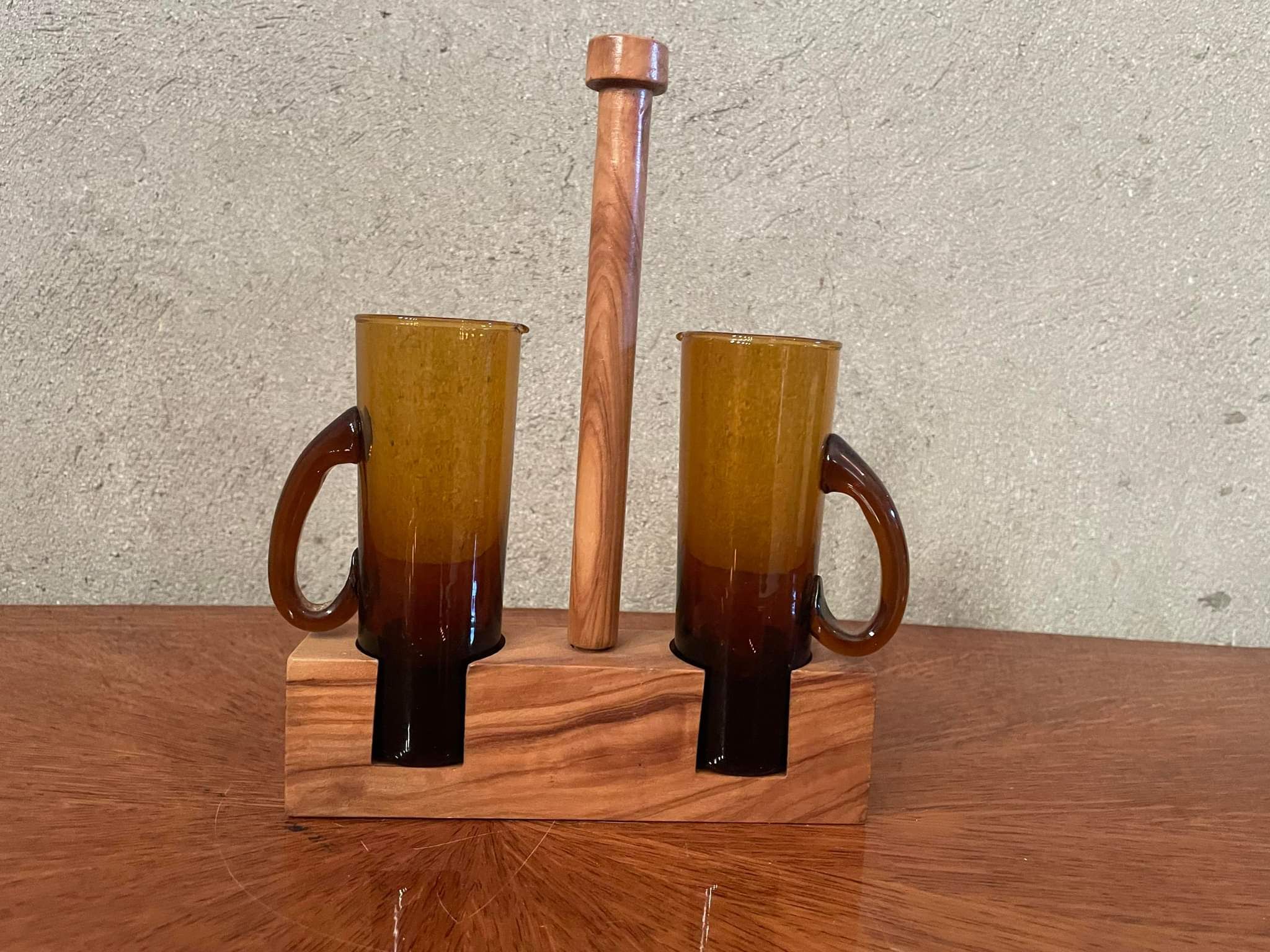 Oil service vinegar vintage wooden display