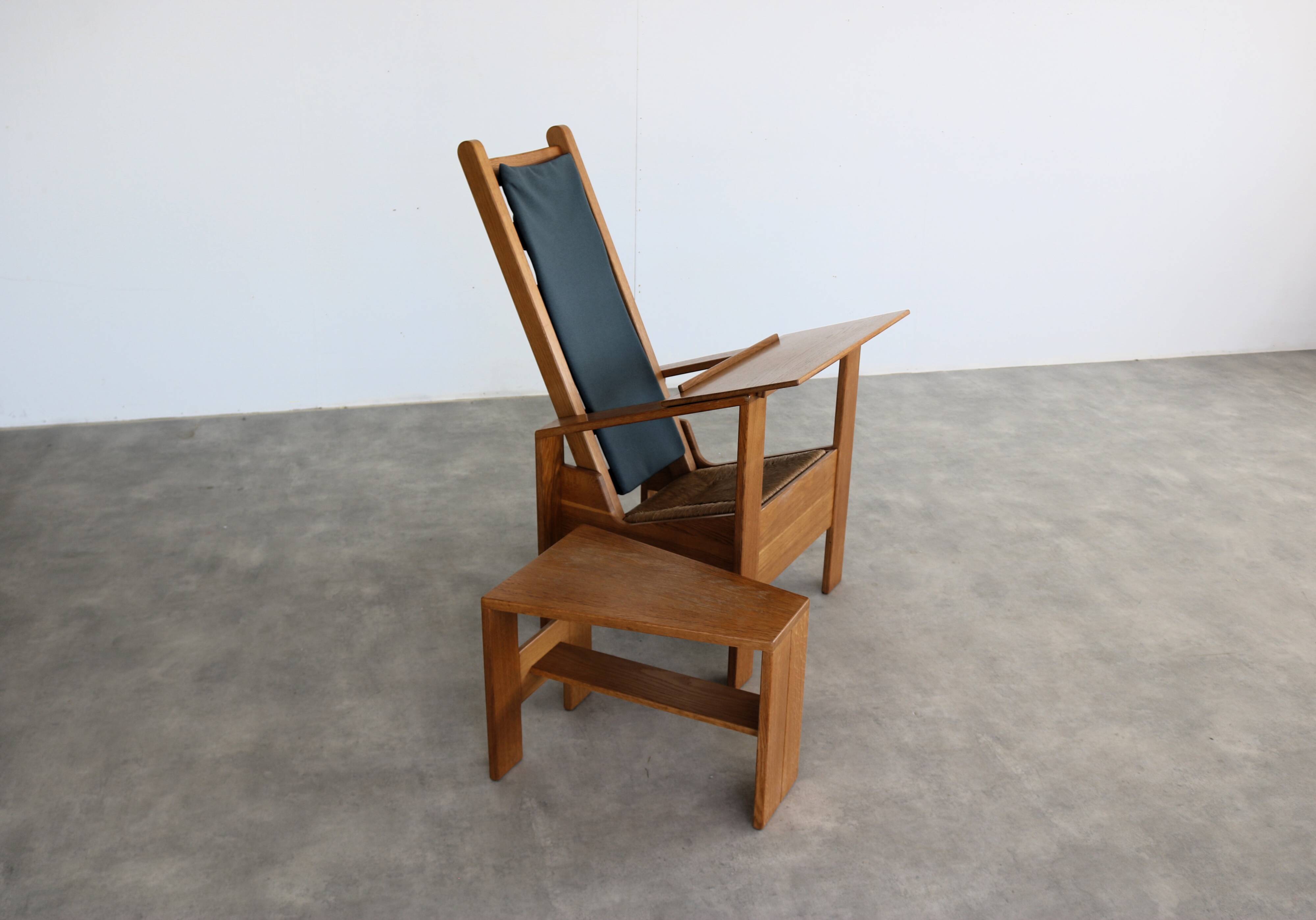 vintage armchair with side table | Wim Mulder | 1980s