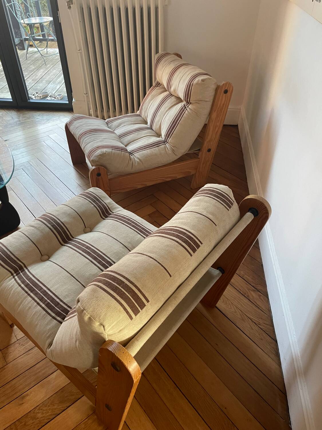 Pair of vintage armchairs from the 70s