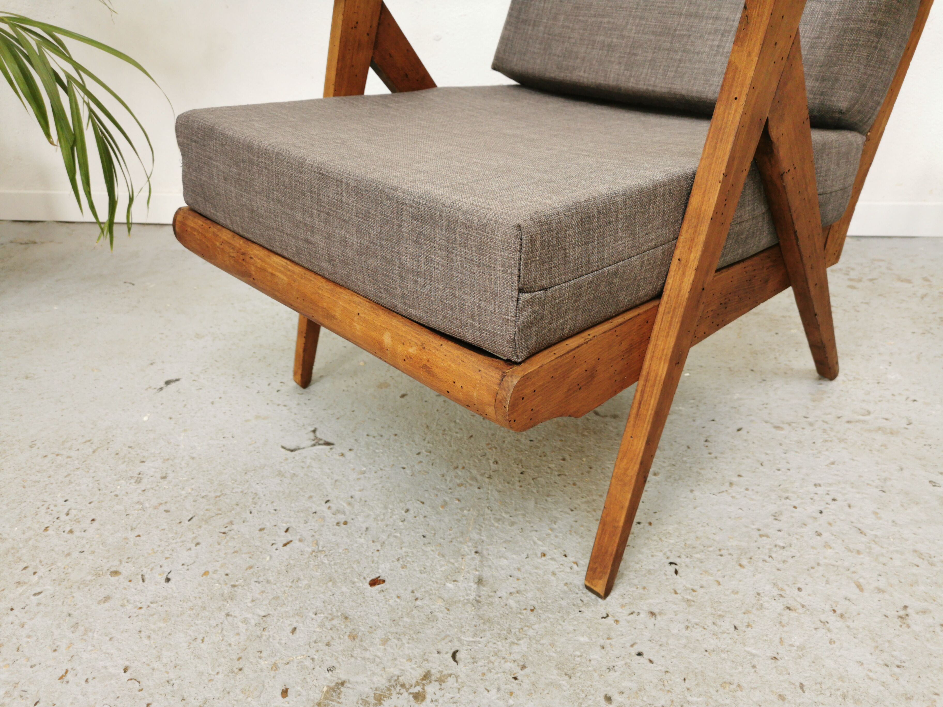 Modernist vintage armchair 1950