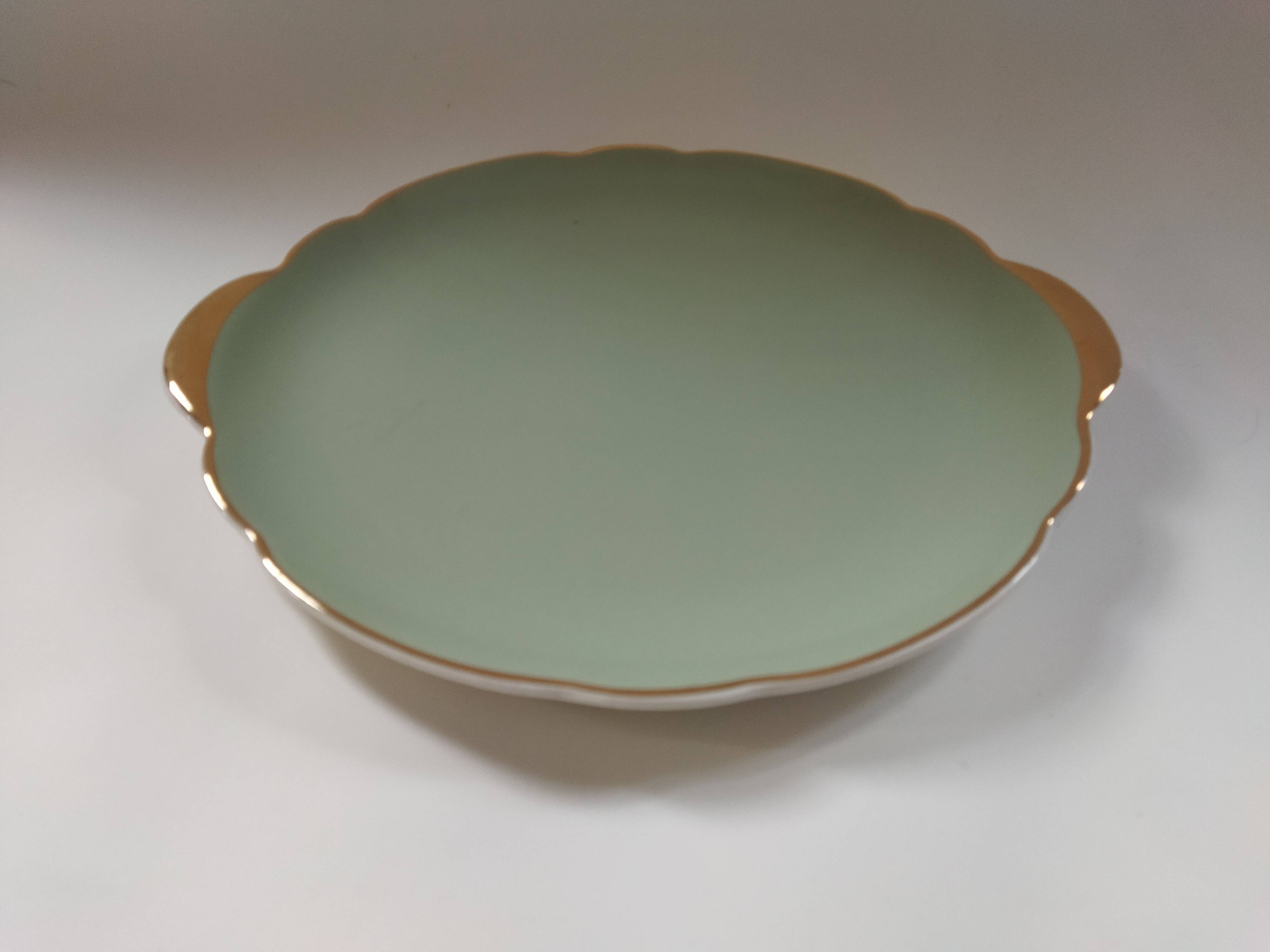 Villeroy & Boch celadon and gold pie dish