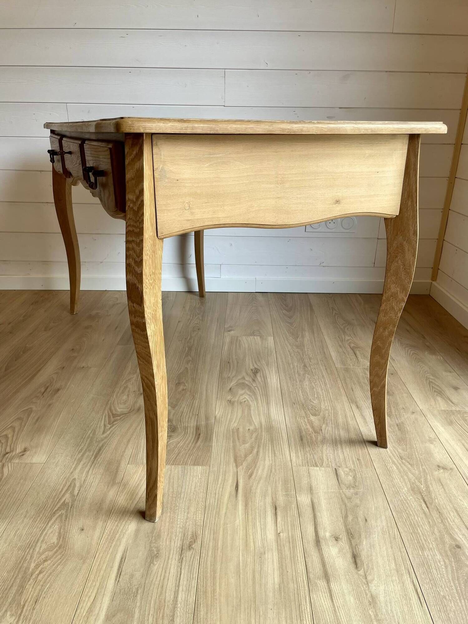 Vintage light wood desk with 3 drawers in Louis Philippe style, chic country.
