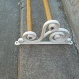 Ancien porte serviettes art deco en fonte émaillée blanche et bois