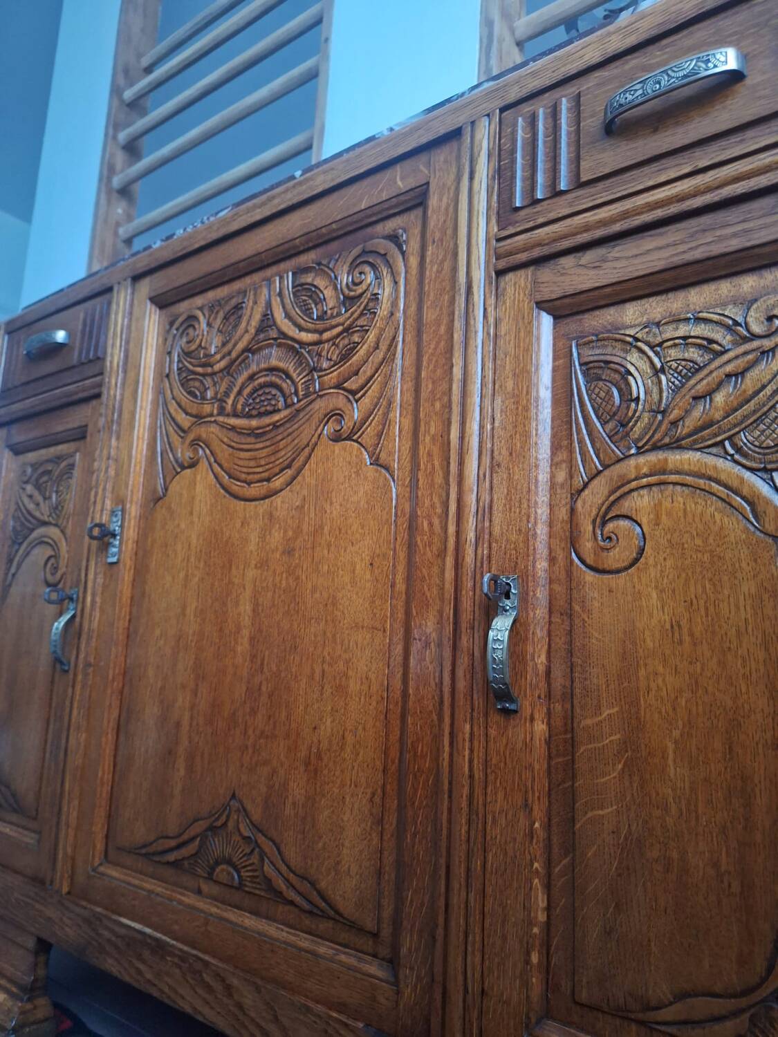 Buffet art déco plateau marbre, meuble vaisselier ancien