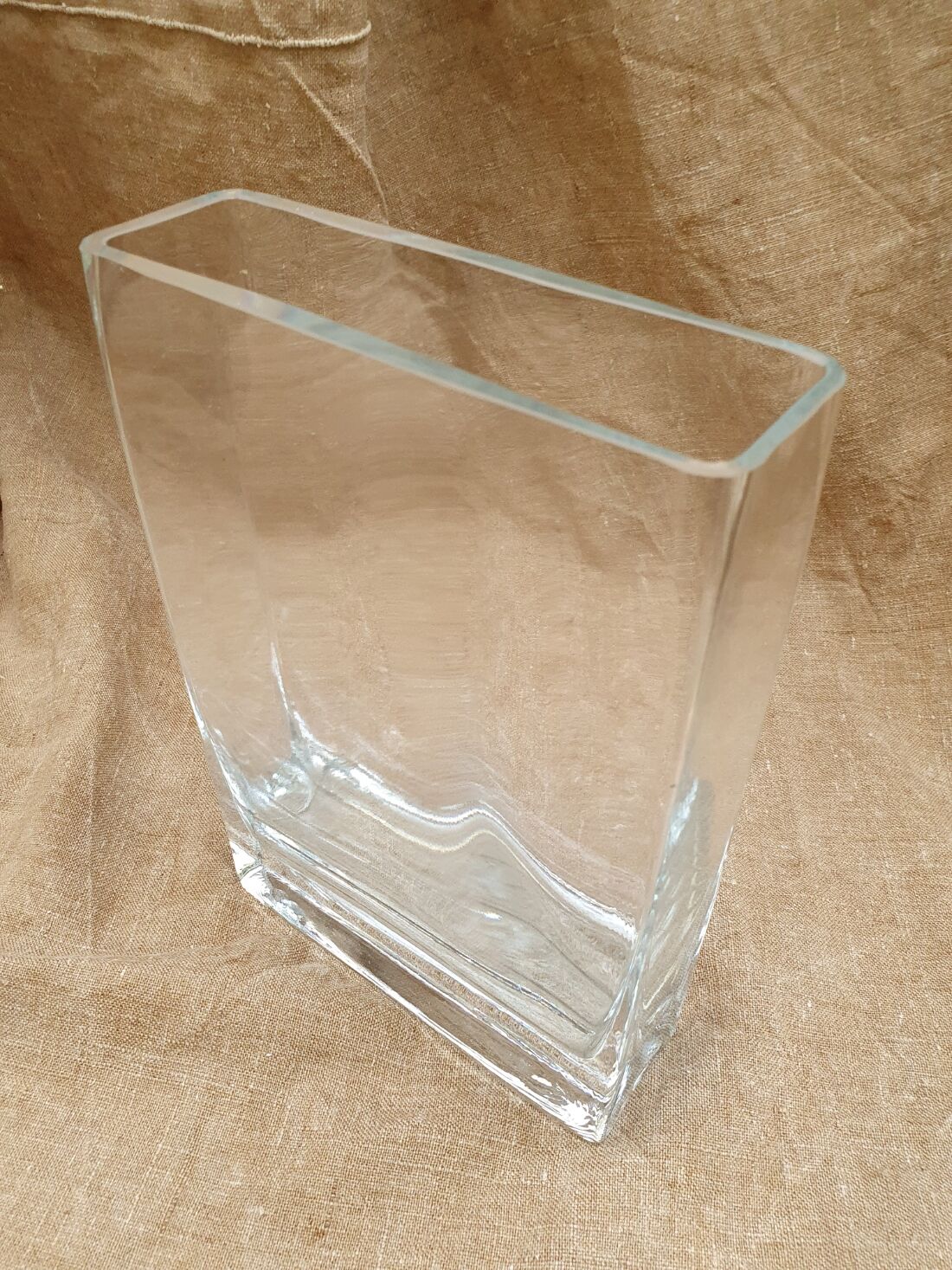 Rectangular glass vase