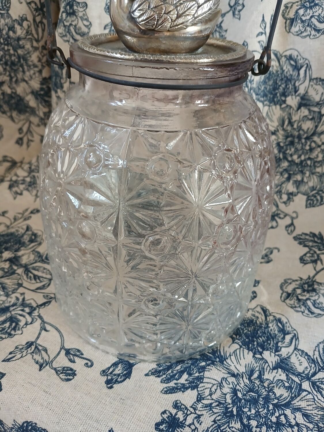 Antique candy dish/biscuit bucket