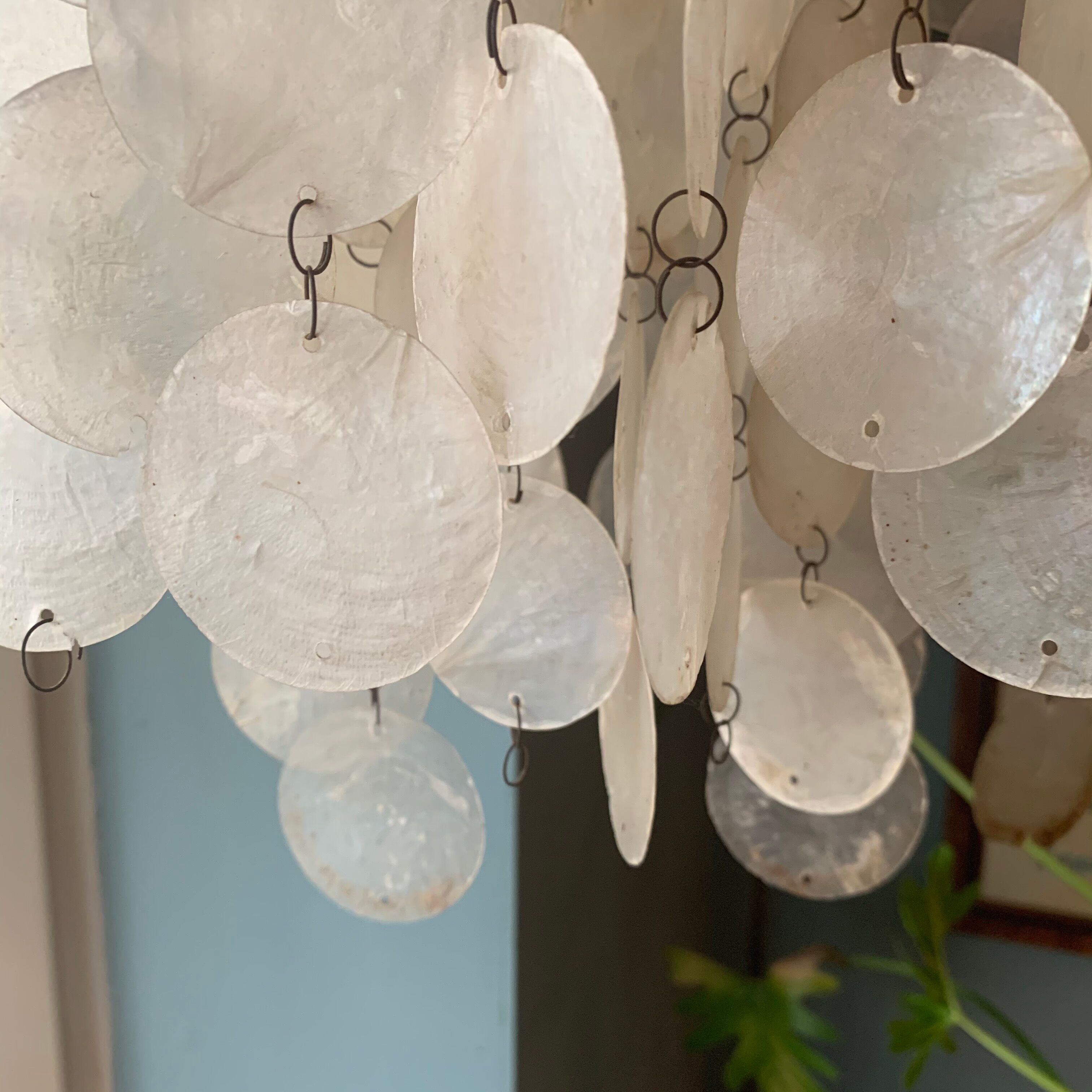 Suspension en nacre Fun 2 DM par Verner Panton
