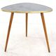 Table d'appoint triangulaire design moderne des années 60