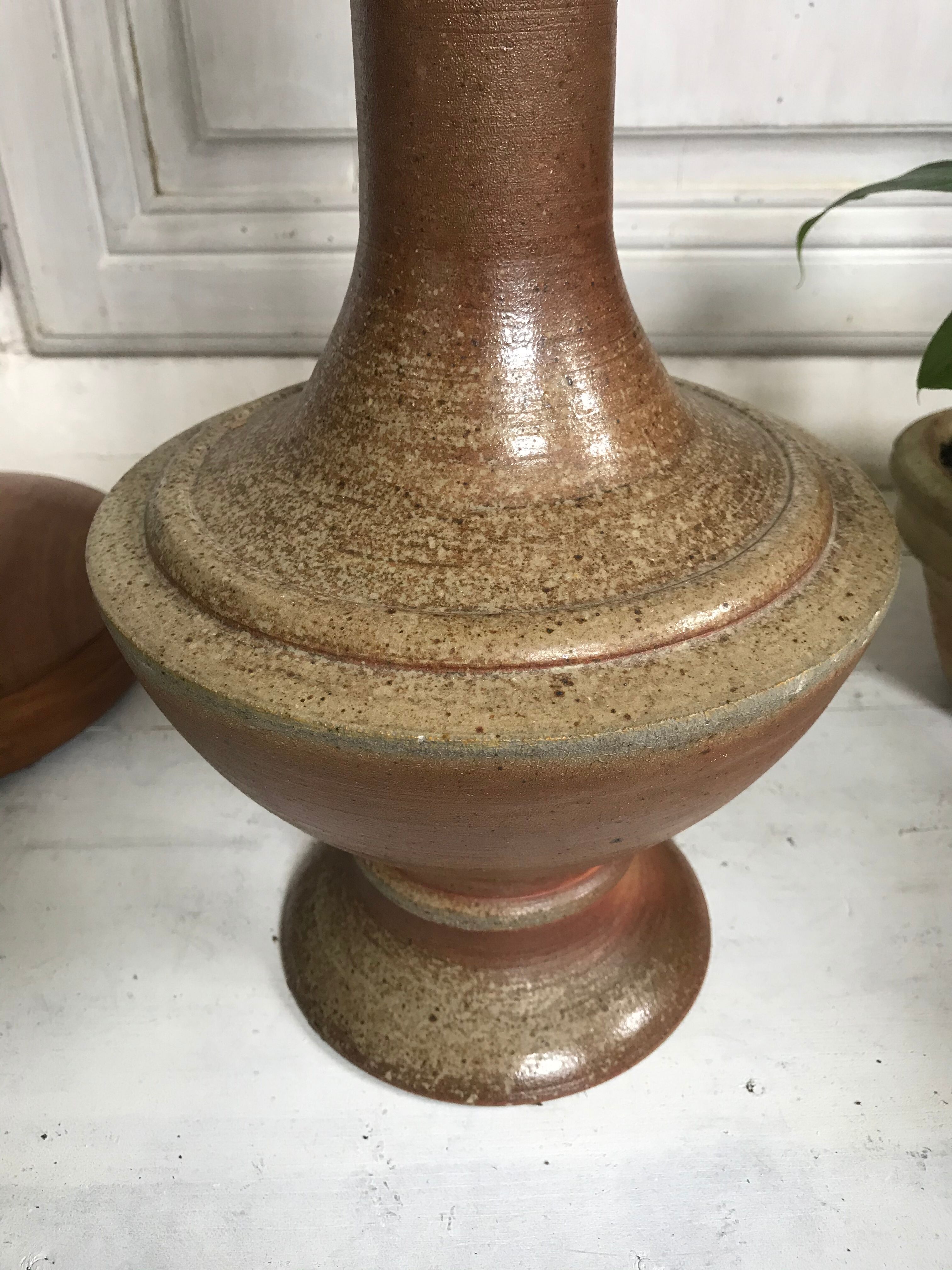 Pair of sandstone lamp