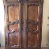 Armoire en chêne style Louis XV
