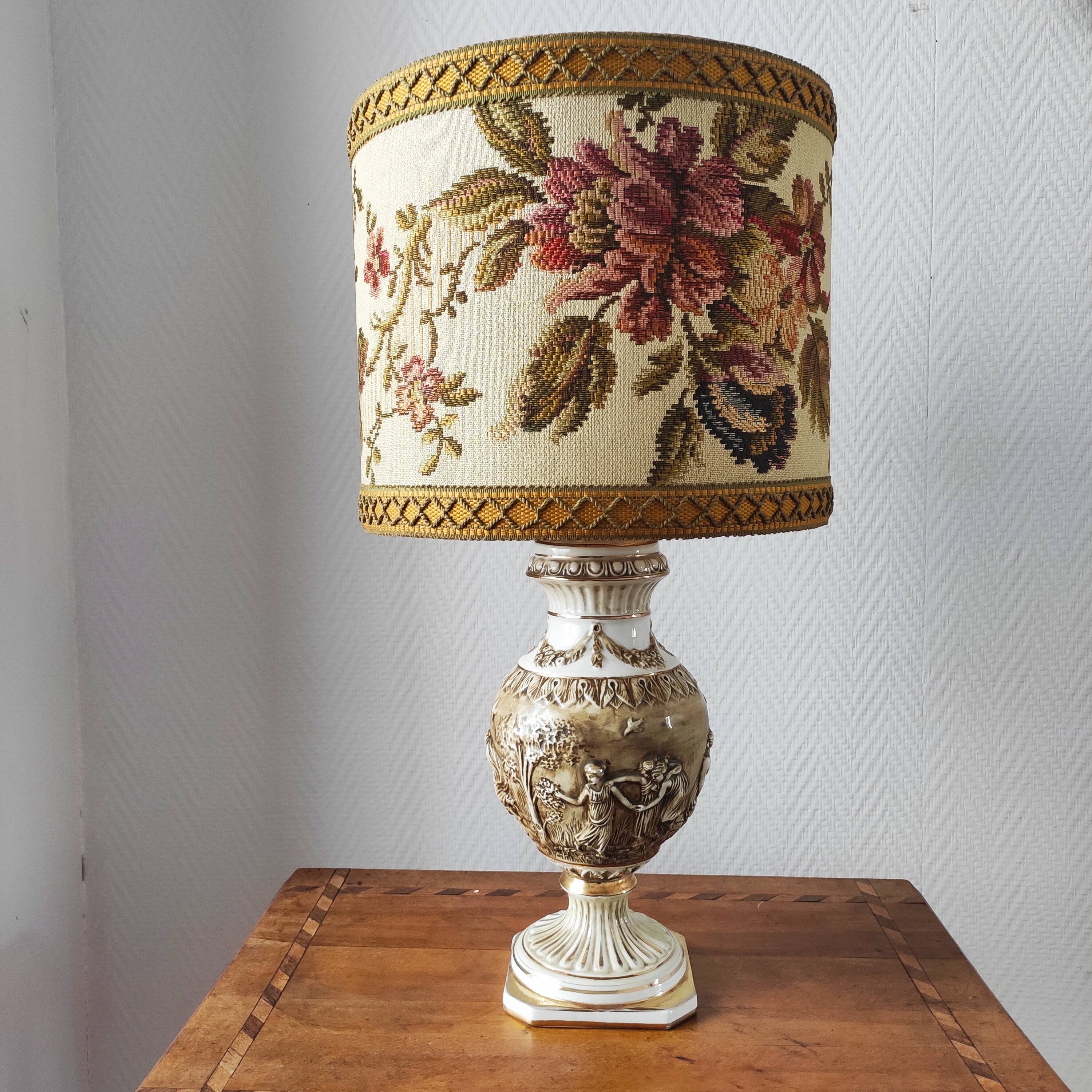 Italian Capodimonte porcelain lamp